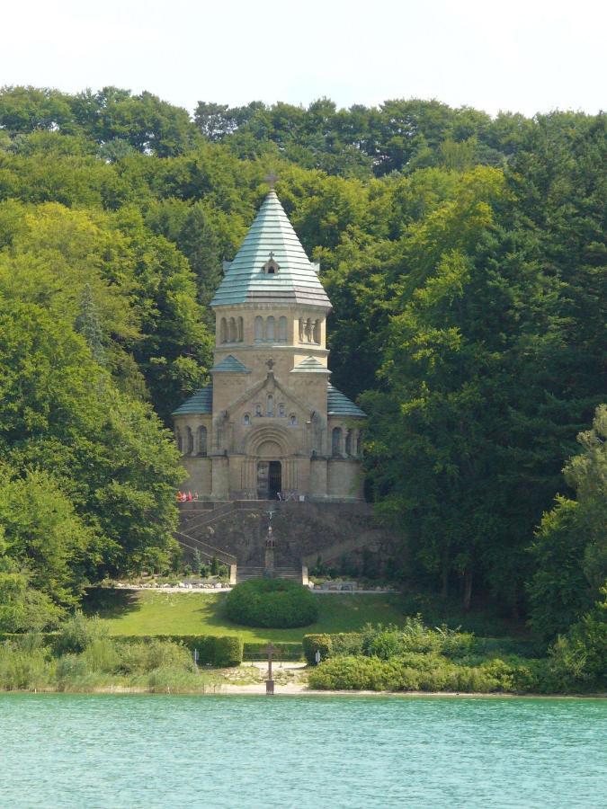 Landgasthof Berg Eurasburg Exterior photo